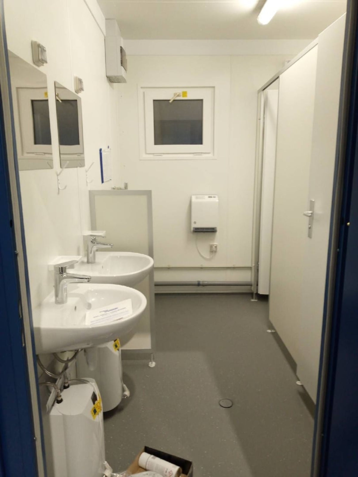10' Herren WC-Container