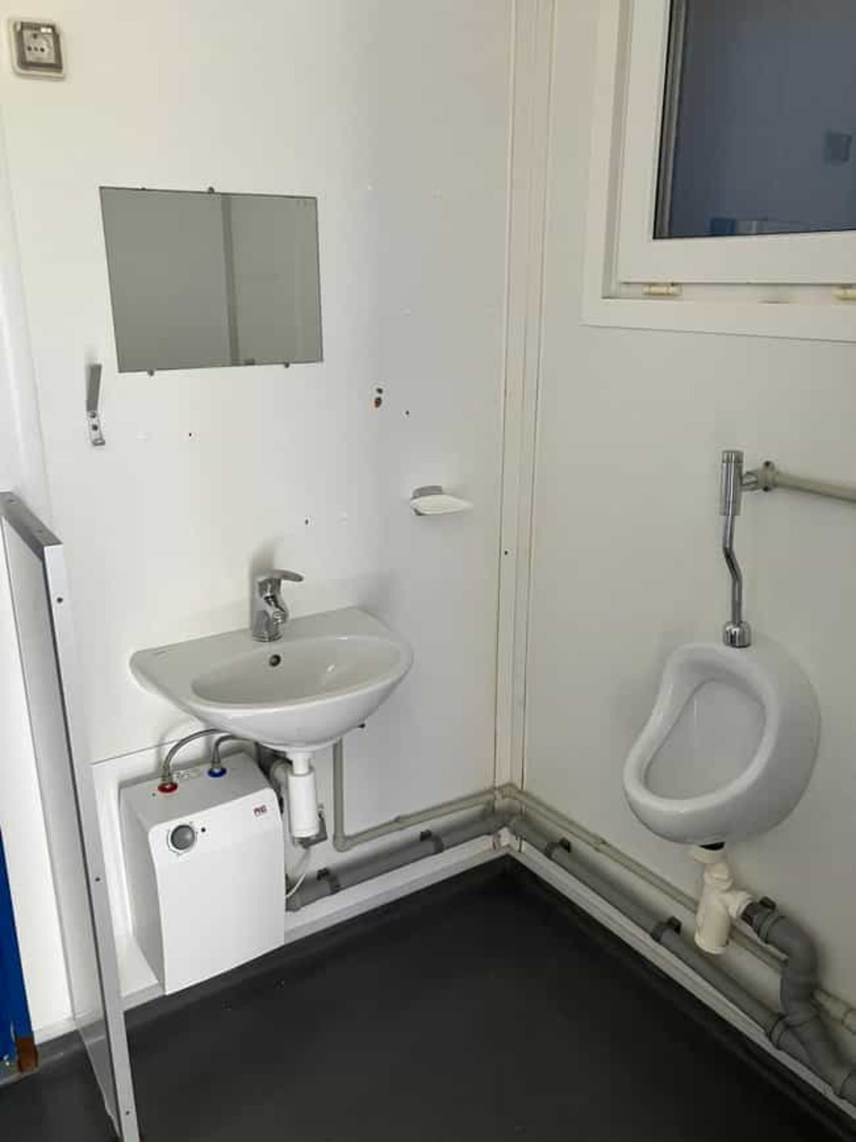 20' Damen/Herren WC-Container