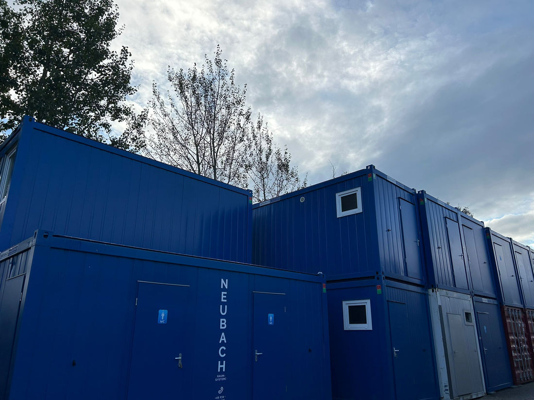 20′ Dusch-/WC-Container (Enzianblau)
