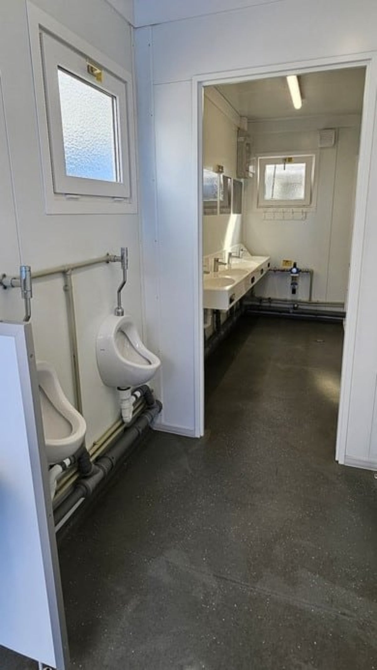 WC / Duschcontainer 20'