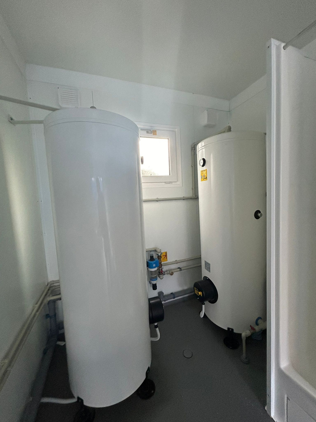 20‘ Duschcontainer