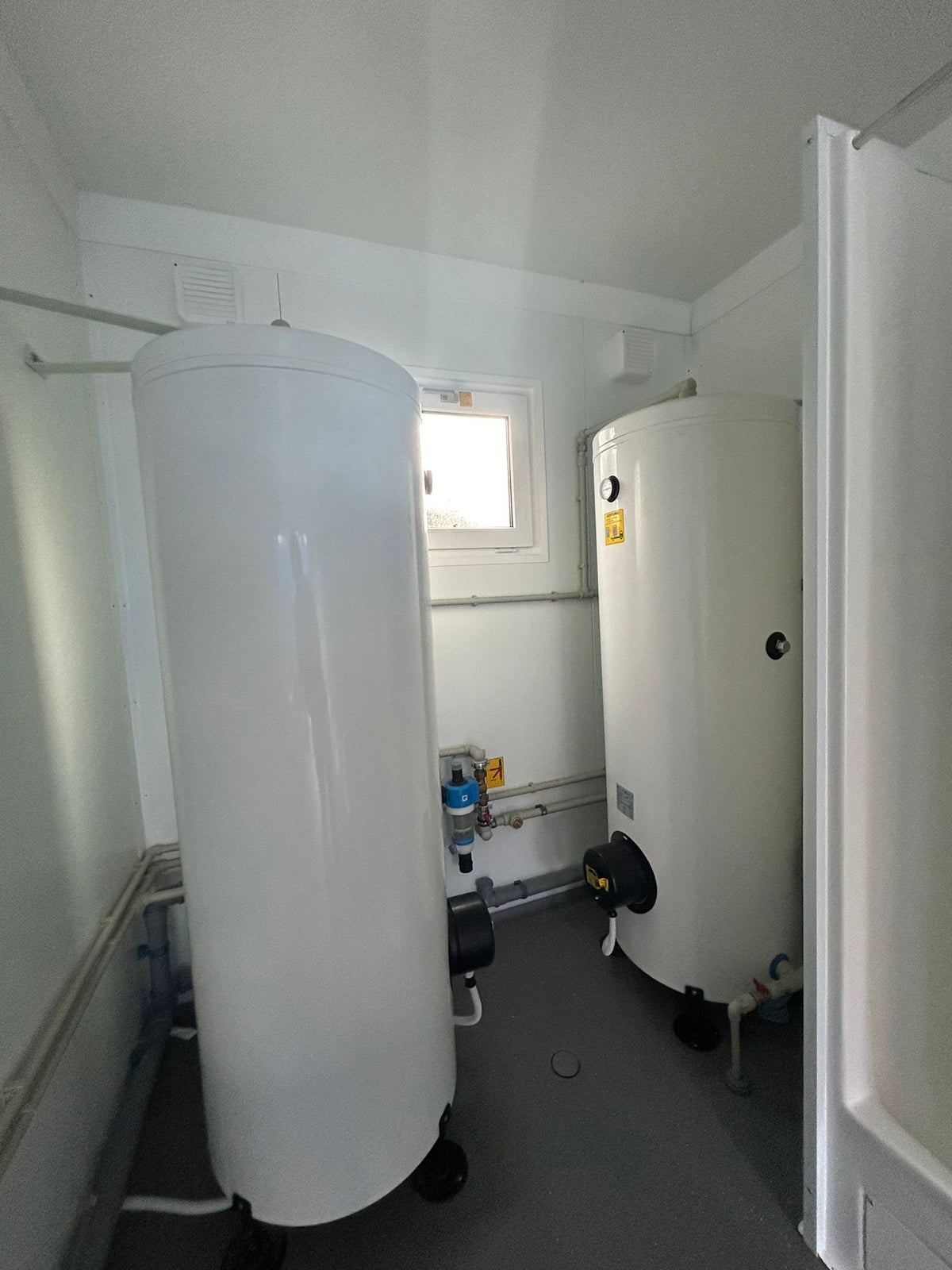 20‘ Duschcontainer